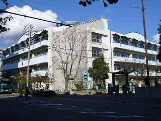 魚崎中学